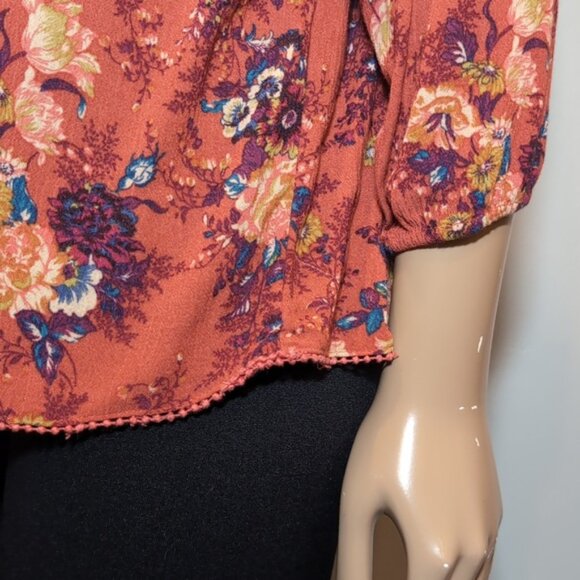 3/$20 American Eagle Floral Keyhole Flowy Blouse Boho Fall Long Sleeve AEO - Picture 6 of 13
